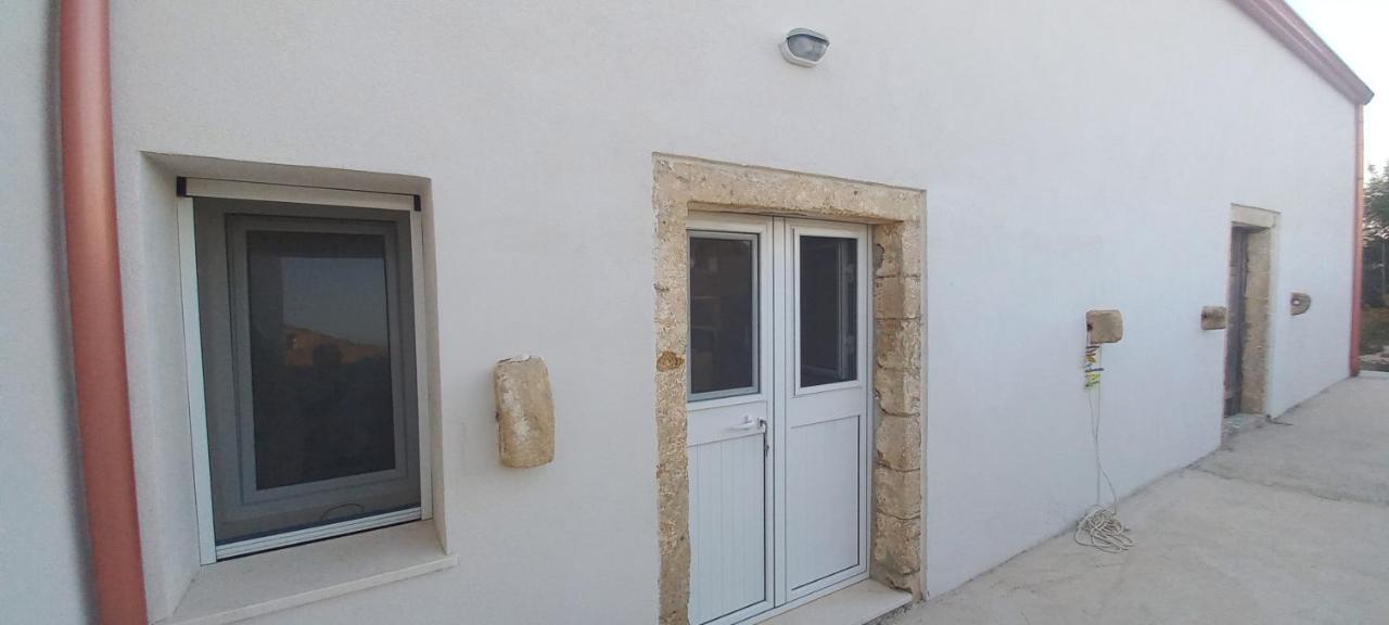 Almademari Giglio Casa Vacanza 파키노 외부 사진